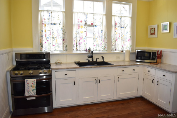 1287 S Lawrence Street