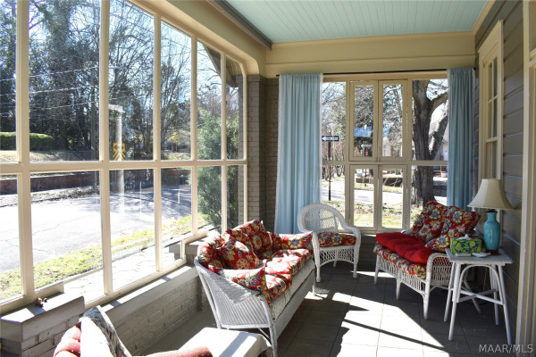 1287 S Lawrence Street