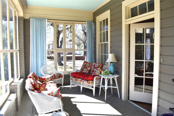 1287 S Lawrence Street