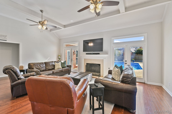 9430 HUNTINGDON Court