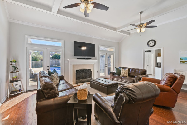 9430 HUNTINGDON Court