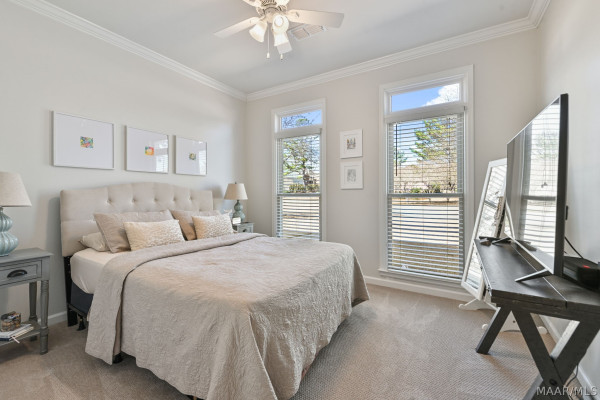 9430 HUNTINGDON Court