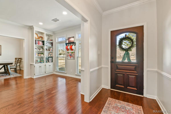 9430 HUNTINGDON Court