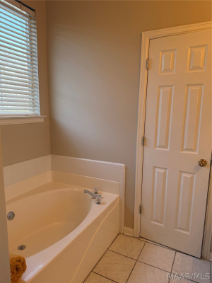 2745 HALCYON DOWNS Loop