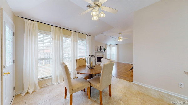 1125 AUTUMN RIDGE Road