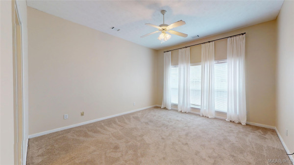 1125 AUTUMN RIDGE Road