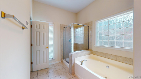 1125 AUTUMN RIDGE Road