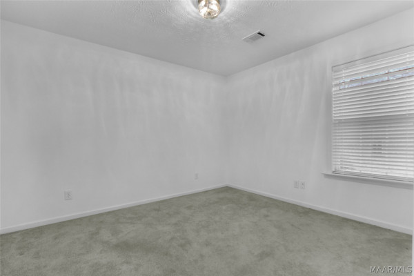 1018 AUTUMN RIDGE Road