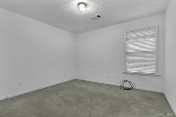 1018 AUTUMN RIDGE Road