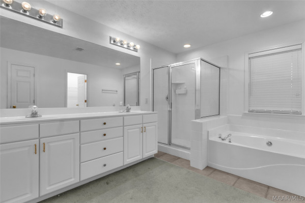 1018 AUTUMN RIDGE Road