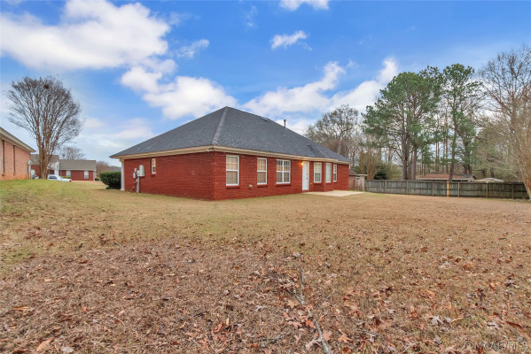 1018 AUTUMN RIDGE Road