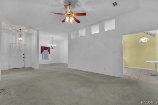 1018 AUTUMN RIDGE Road