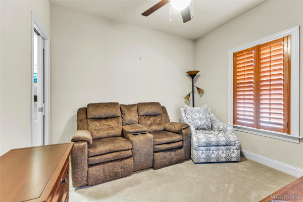 634 Windsong Loop