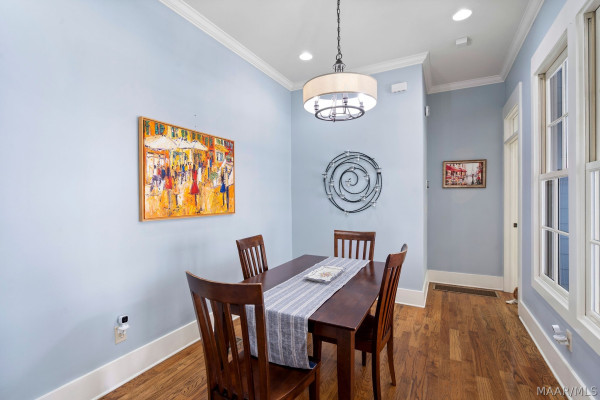 84 BRIGHT SPOT Street