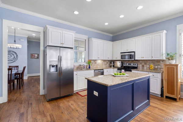 84 BRIGHT SPOT Street