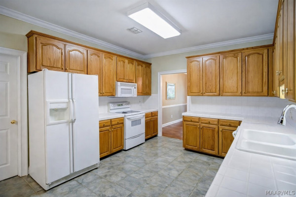 134 Laurelwood Drive