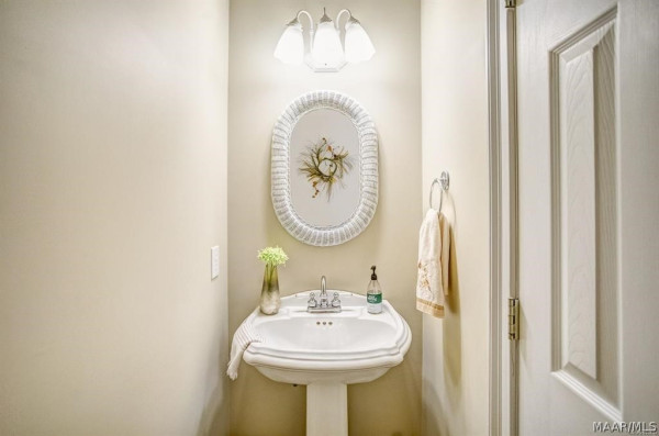 134 Laurelwood Drive