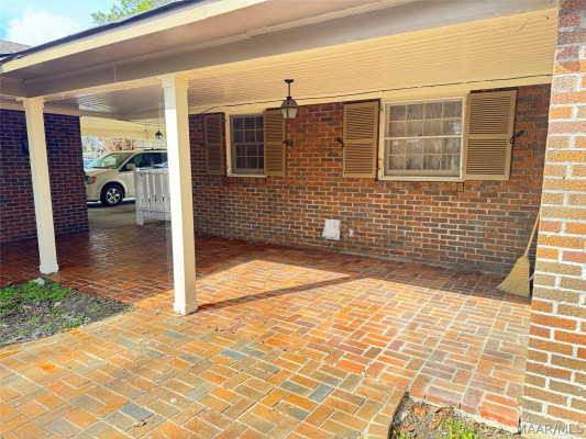 2721 S Colonial Drive