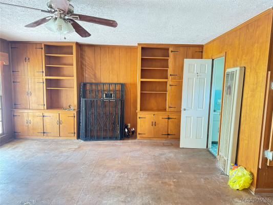 2721 S Colonial Drive