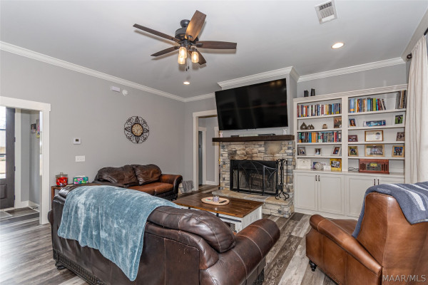 21 Loch Ridge