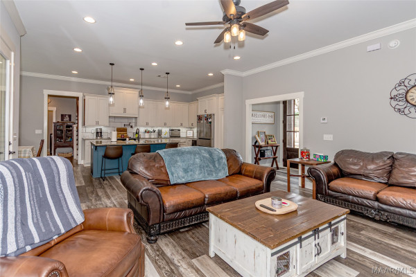 21 Loch Ridge