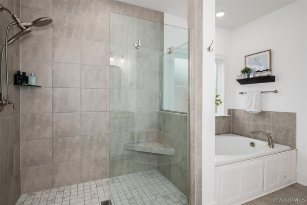 1286 Charleston Drive