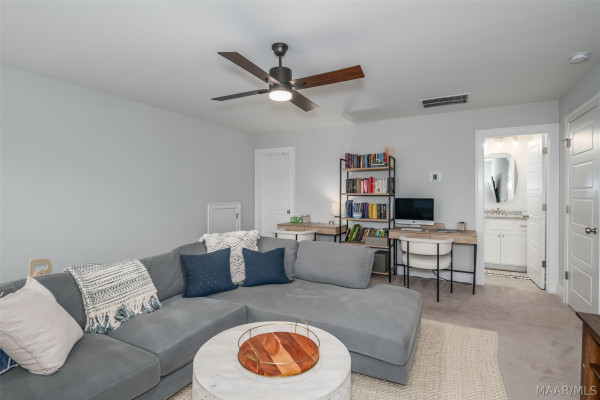 1286 Charleston Drive