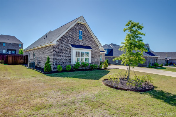 1286 Charleston Drive