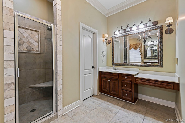 7048 Mid Pines