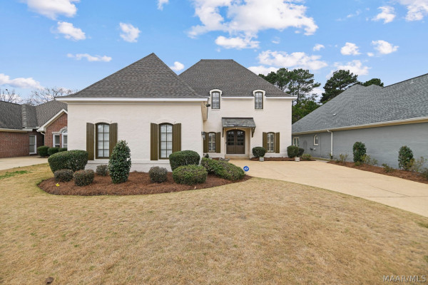 7048 Mid Pines