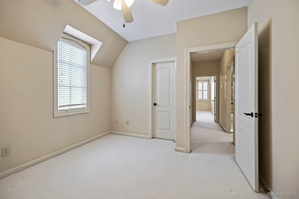 7048 Mid Pines