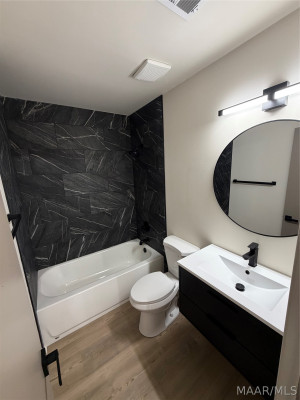 2817 SHENANDOAH Drive