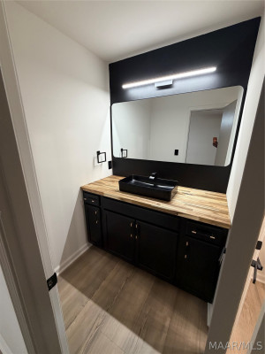 2817 SHENANDOAH Drive