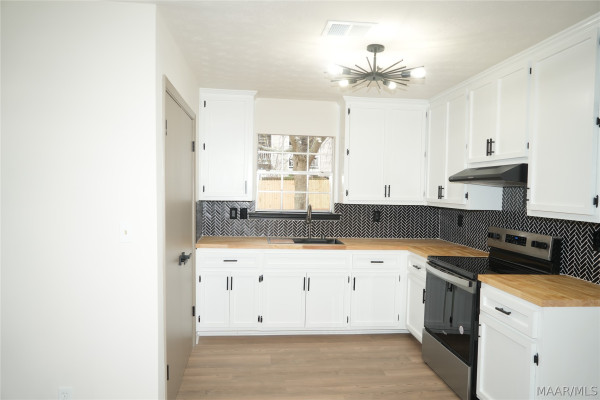 2817 SHENANDOAH Drive