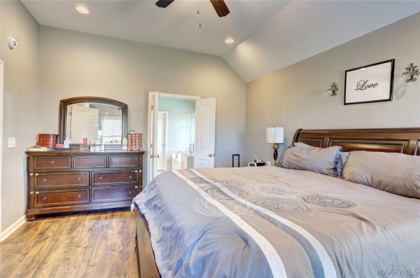 9366 Crescent Lodge Circle