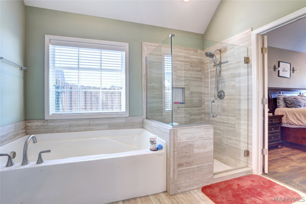 9366 Crescent Lodge Circle