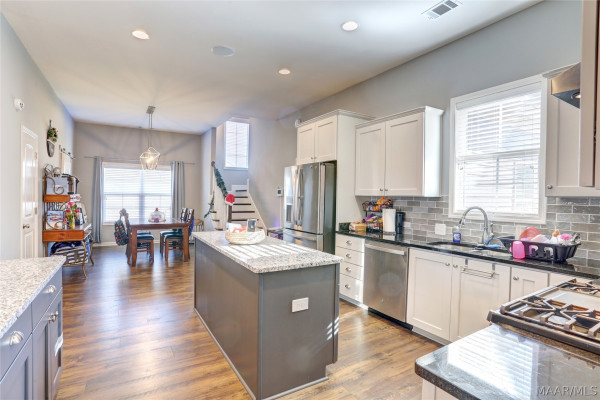 9366 Crescent Lodge Circle