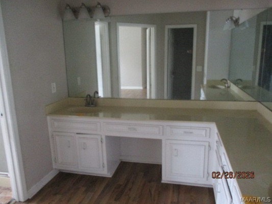 2132 N Sutherland Drive