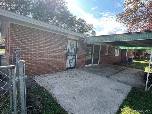 3243 N Colonial Drive