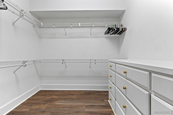 9462 Alysbury Place
