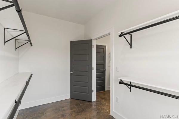 665 Thorn Trace