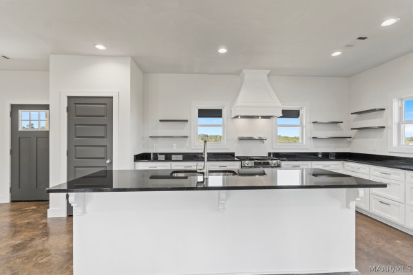 665 Thorn Trace