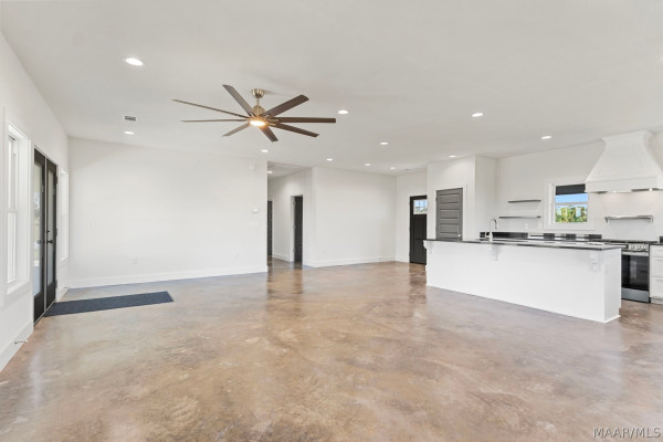665 Thorn Trace
