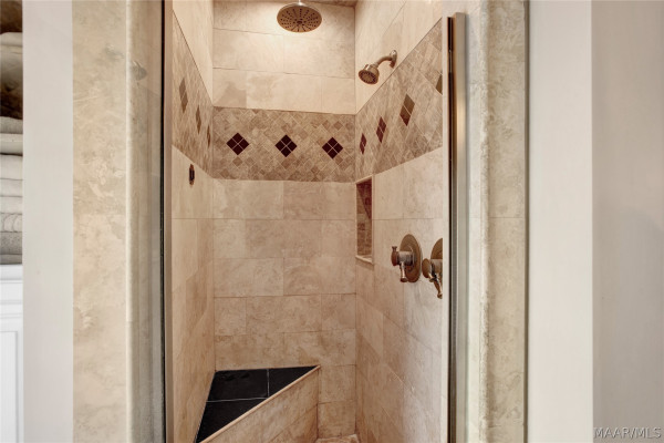 68 BRIGHT SPOT Street