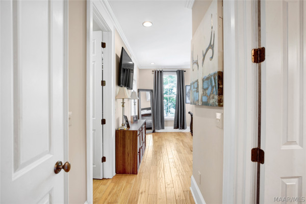 68 BRIGHT SPOT Street