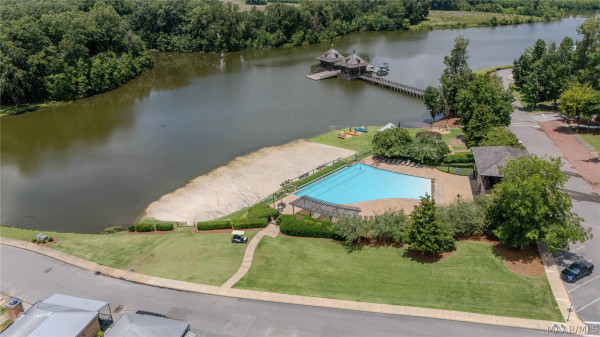 68 BRIGHT SPOT Street