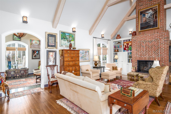 3530 Oak Grove Circle