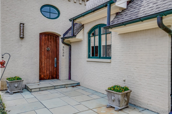 3530 Oak Grove Circle