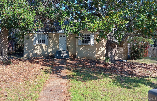 2011 Harmon Street