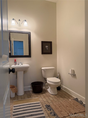 9073 BLACK CHERRY Trail
